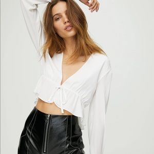 ARITZIA SUNDAY BEST TIE FRONT BLOUSE